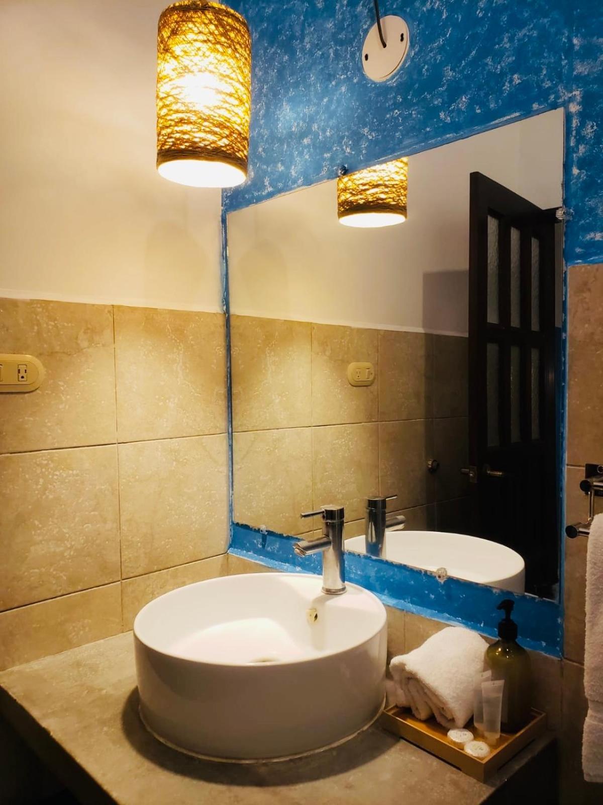 Luna Maya Boutique Hotel Antigua Exterior photo