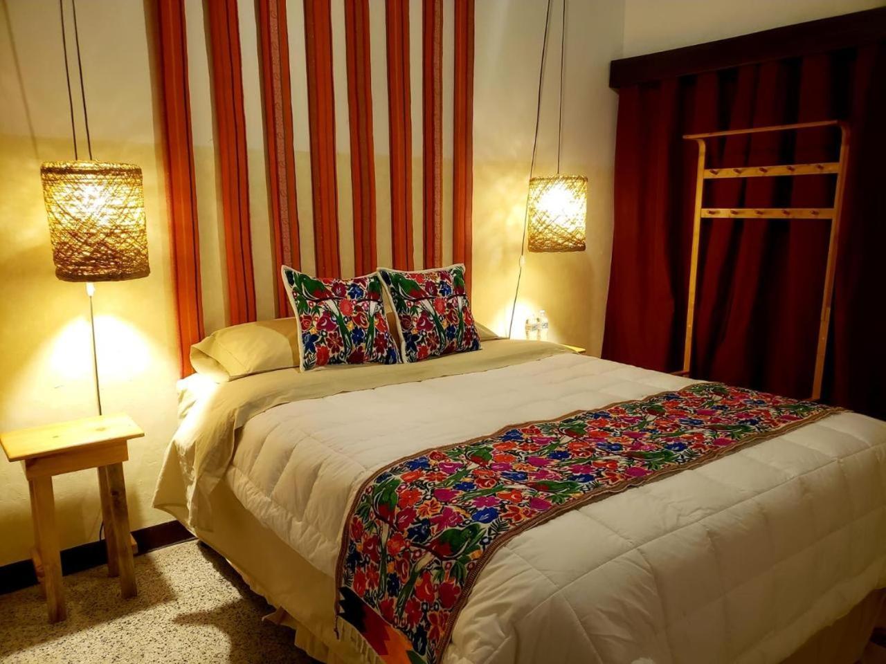 Luna Maya Boutique Hotel Antigua Exterior photo