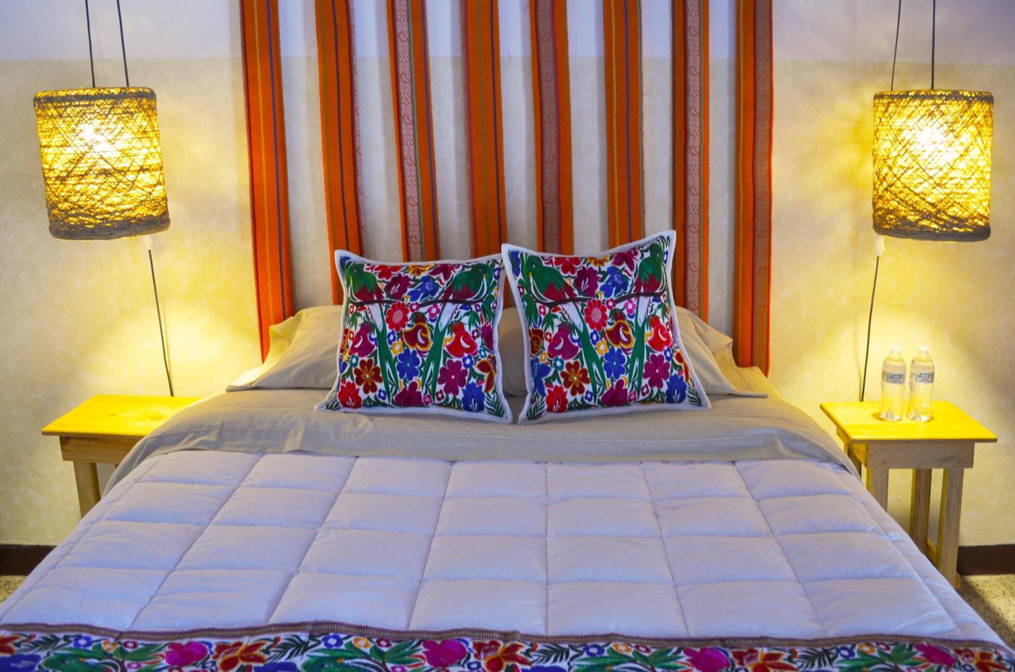 Luna Maya Boutique Hotel Antigua Exterior photo